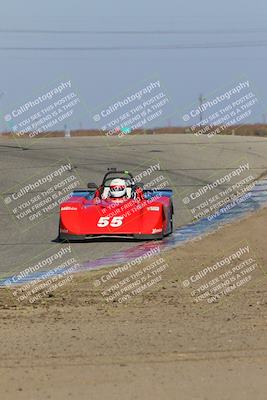 media/Nov-19-2022-CalClub SCCA (Sat) [[baae7b5f0c]]/Group 1/Race (Outside Grapevine)/